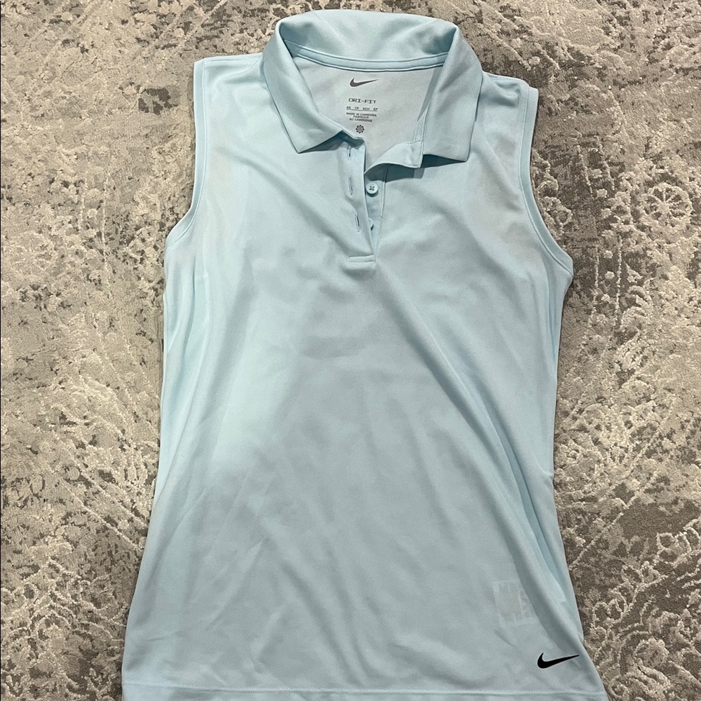 Nike Women's Sky Blue Sleeveless Tank Top